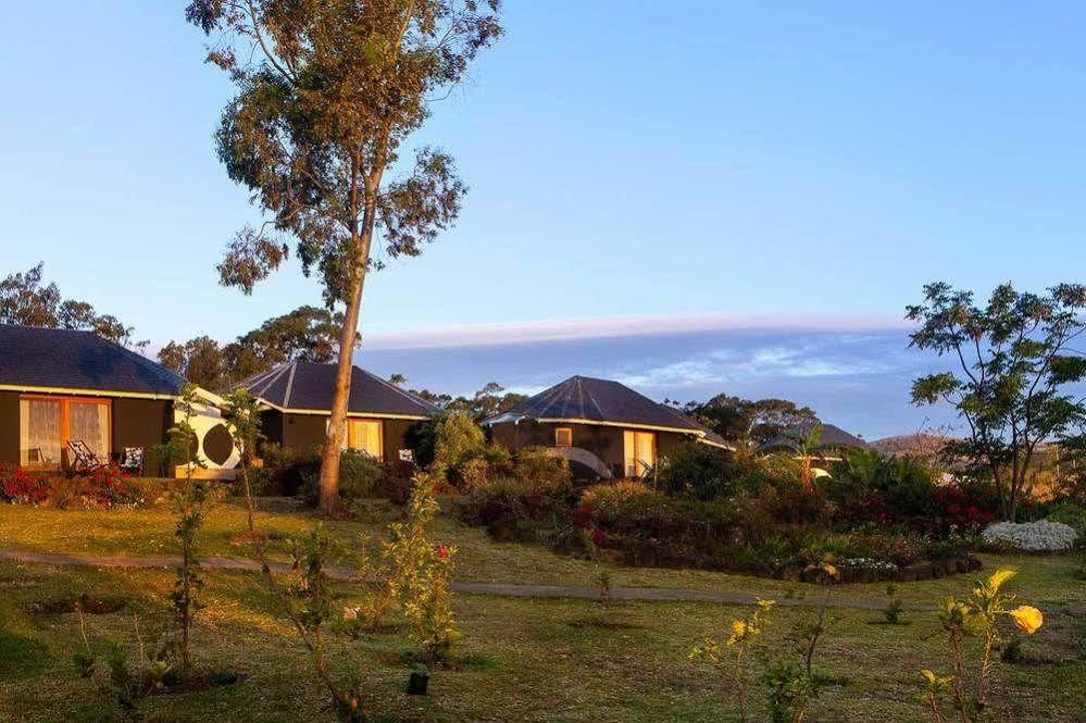 Altiplanico Isla De Pascua Hotel Hanga Roa Exterior photo